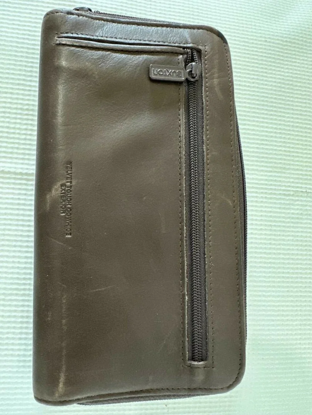 Buxton Leather Checkbook Keeper Wallet Velvet Tough Cowhide Exterior